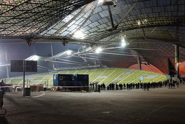 广岛三箭主帅：申花球员身体素质很强，我们要发挥技术优势