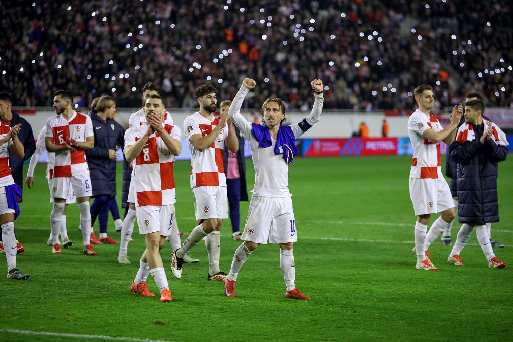 官方：姆巴佩、卡马文加和夸迪奥-科内均返回各自俱乐部